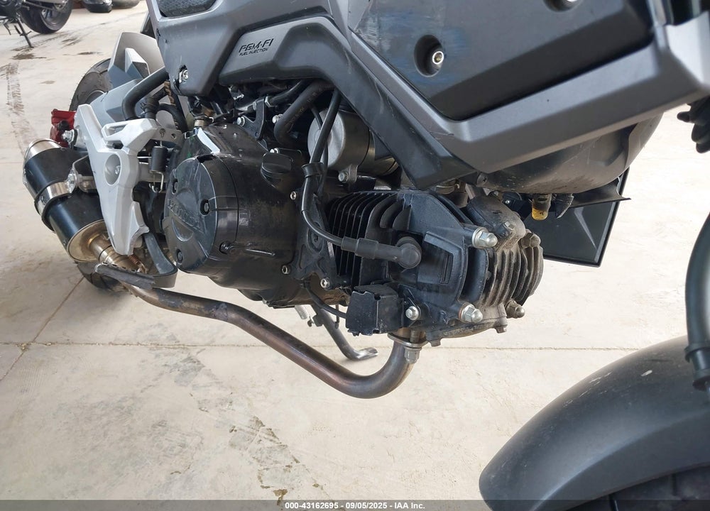 2017 HONDA GROM 125 VIN: MLHJC6114H5208156