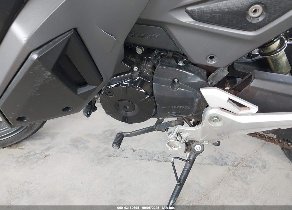 2017 HONDA GROM 125 VIN: MLHJC6114H5208156