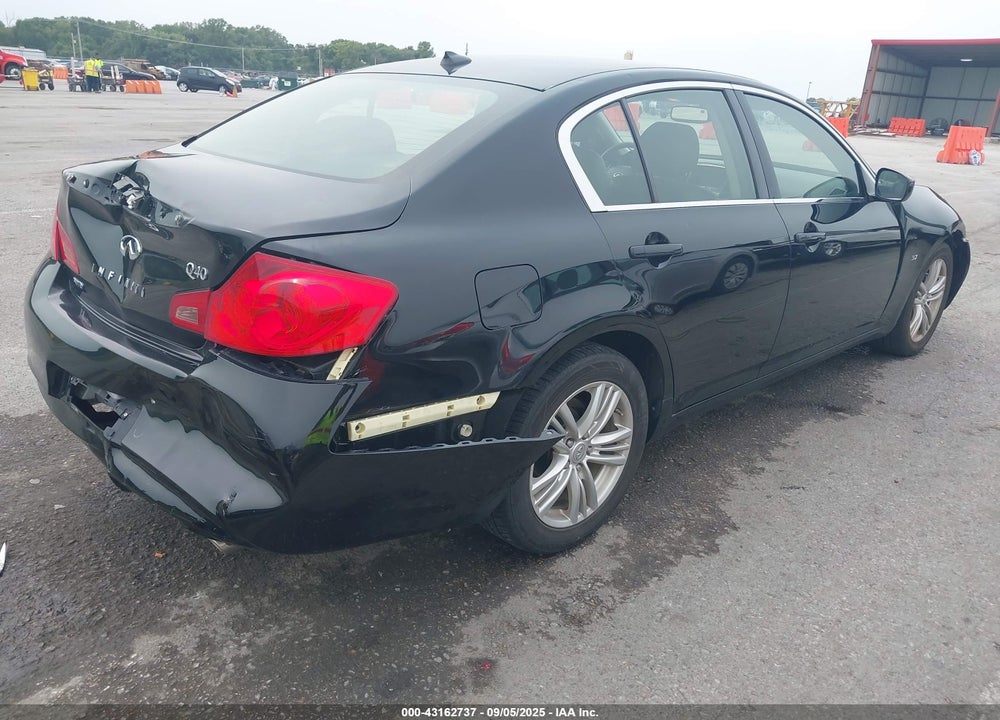 2015 INFINITI Q40 VIN: JN1CV6AR7FM523017
