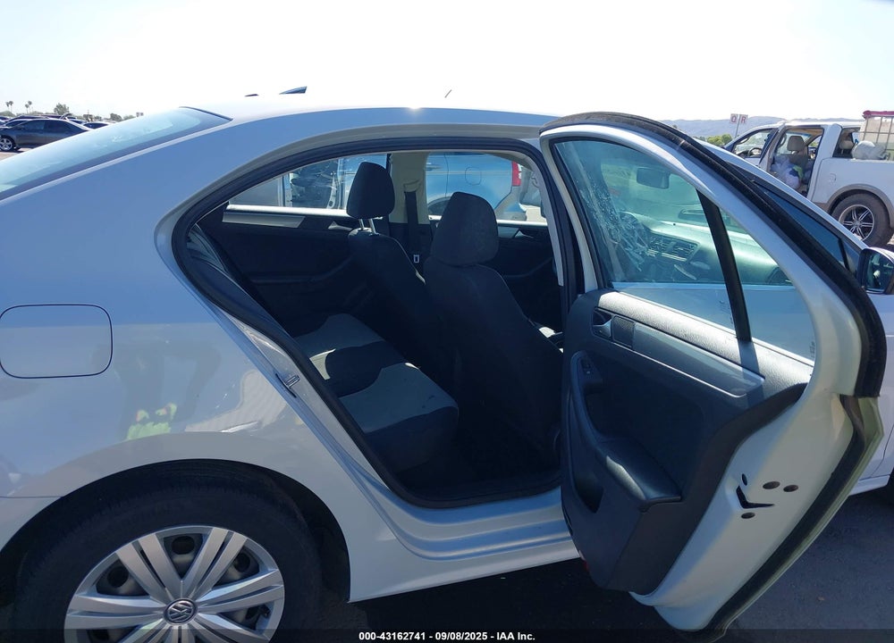 2017 VOLKSWAGEN JETTA VIN: 3VW2B7AJXHM397094