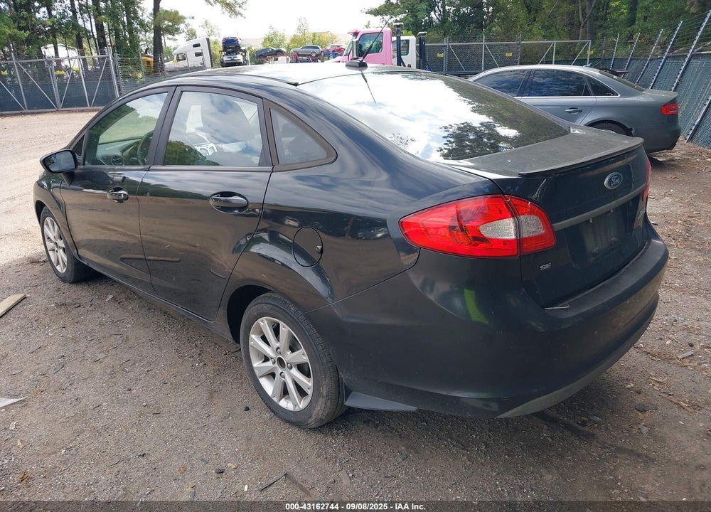 2011 FORD FIESTA VIN: 3FADP4BJ0BM121742