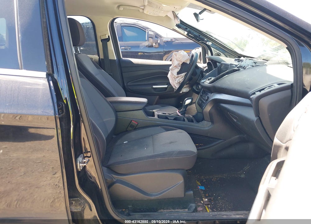 2018 FORD ESCAPE VIN: 1FMCU9GD6JUB33334