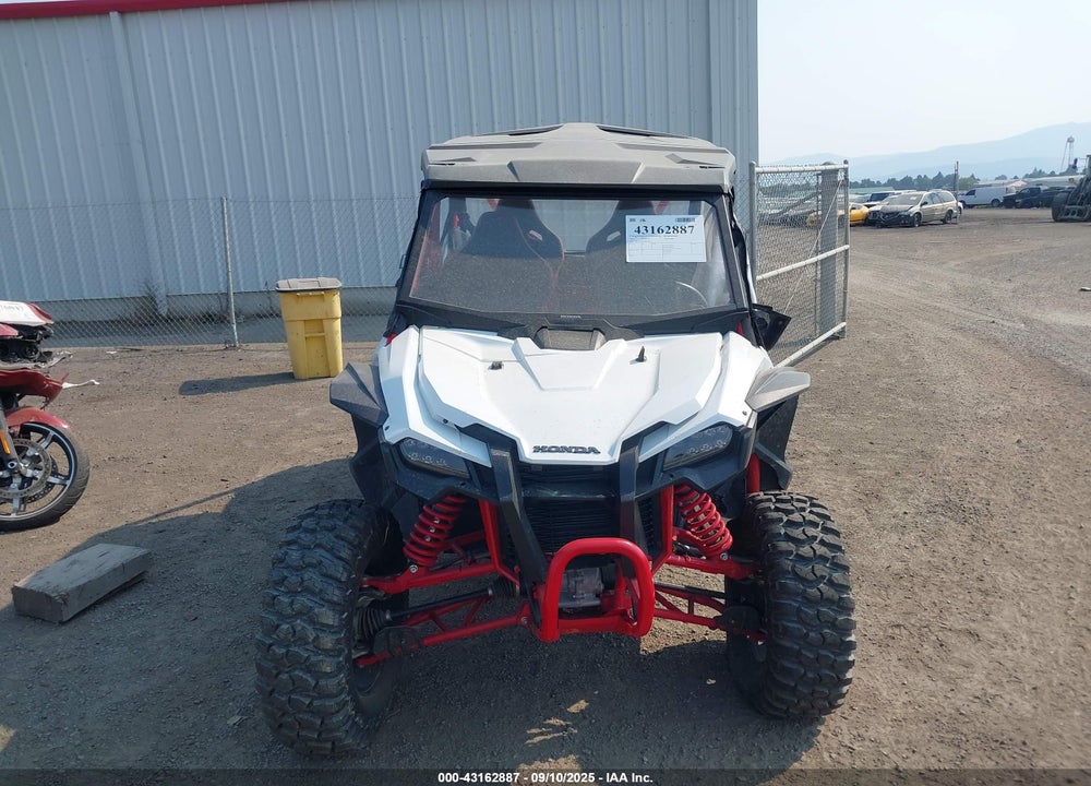 2021 HONDA SXS1000 S4X VIN: 1HFVE06E1M4101837