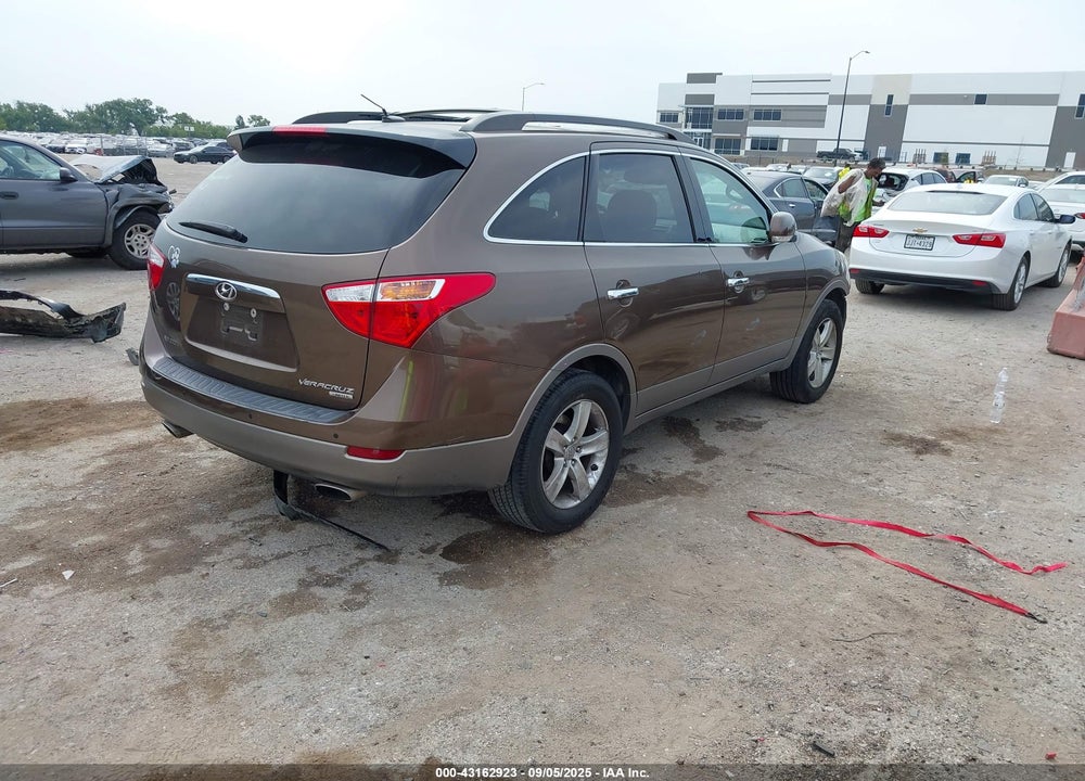 2011 HYUNDAI VERACRUZ VIN: KM8NU4CC7BU154302