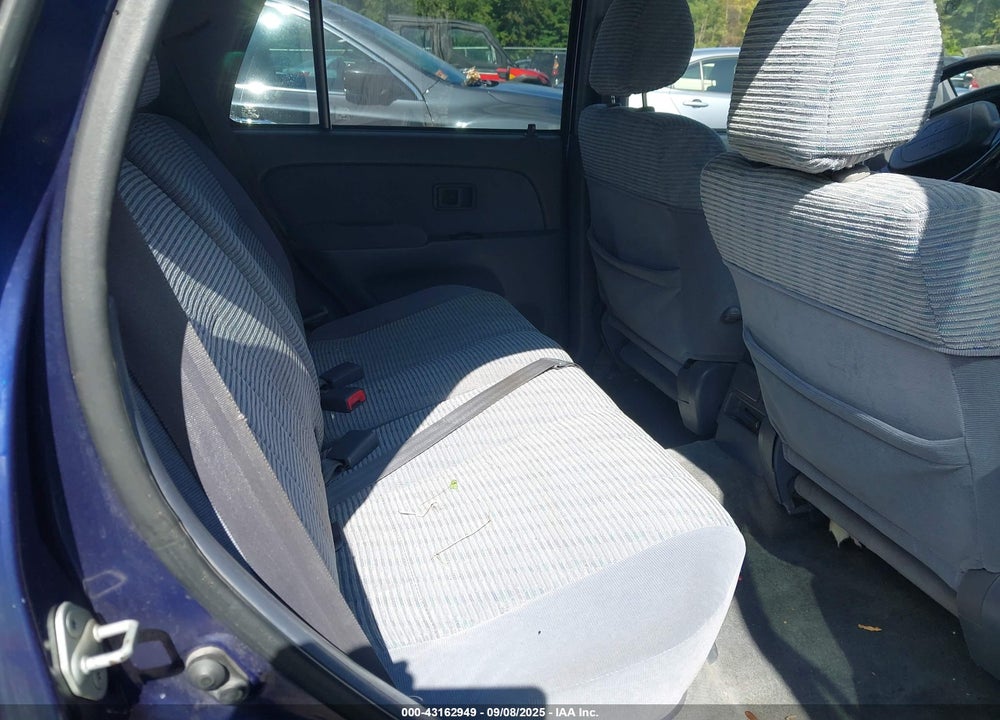 1996 TOYOTA 4RUNNER SR5 VIN: JT3HN86R1T0035891