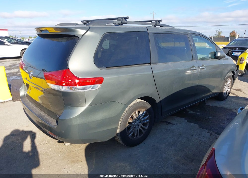 2011 TOYOTA SIENNA XLE V6 VIN: 5TDYK3DC6BS051294