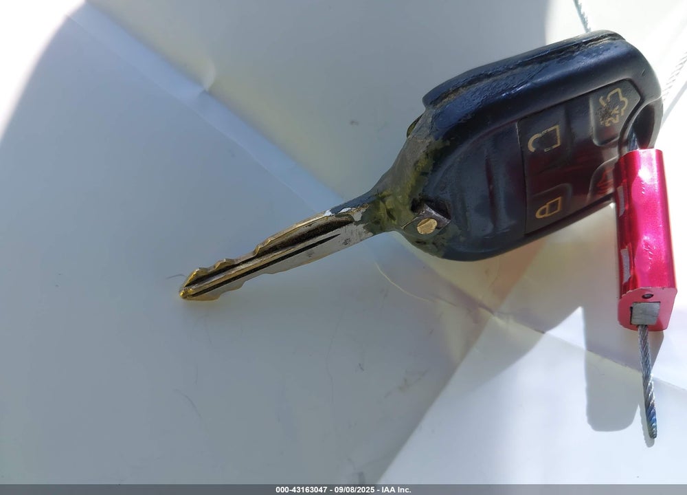 2011 FORD FUSION VIN: 3FAHP0HG3BR271983