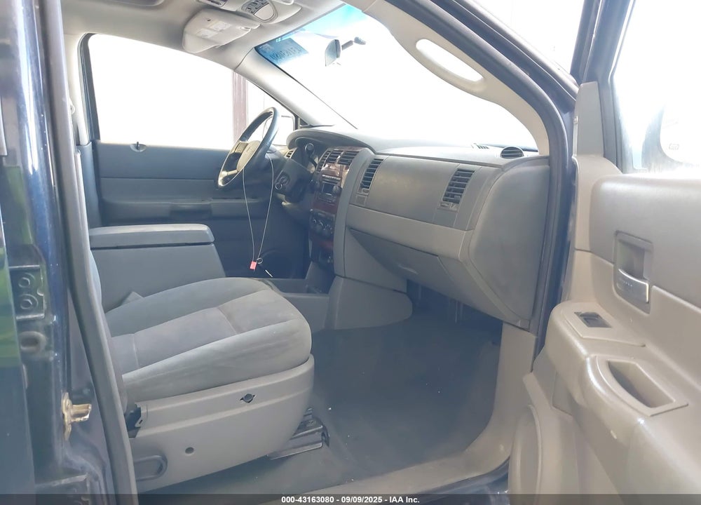 2005 DODGE DURANGO SLT VIN: 1D8HB48D85F553786