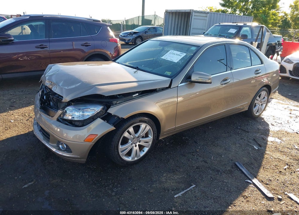 2011 MERCEDES-BENZ C CLASS VIN: WDDGF8BBXBR142094