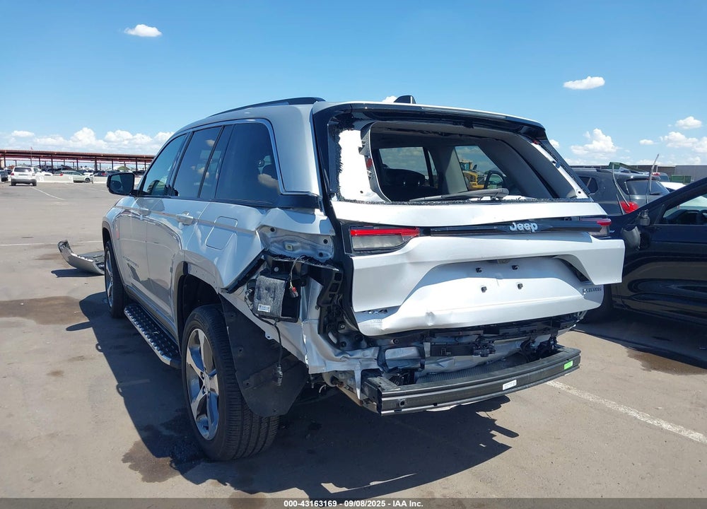 2024 JEEP GRAND CHEROKEE VIN: 1C4RJHBG2RC697082