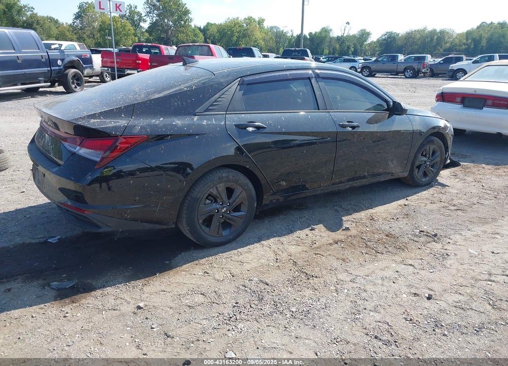 2023 HYUNDAI ELANTRA VIN: KMHLM4AG8PU391675