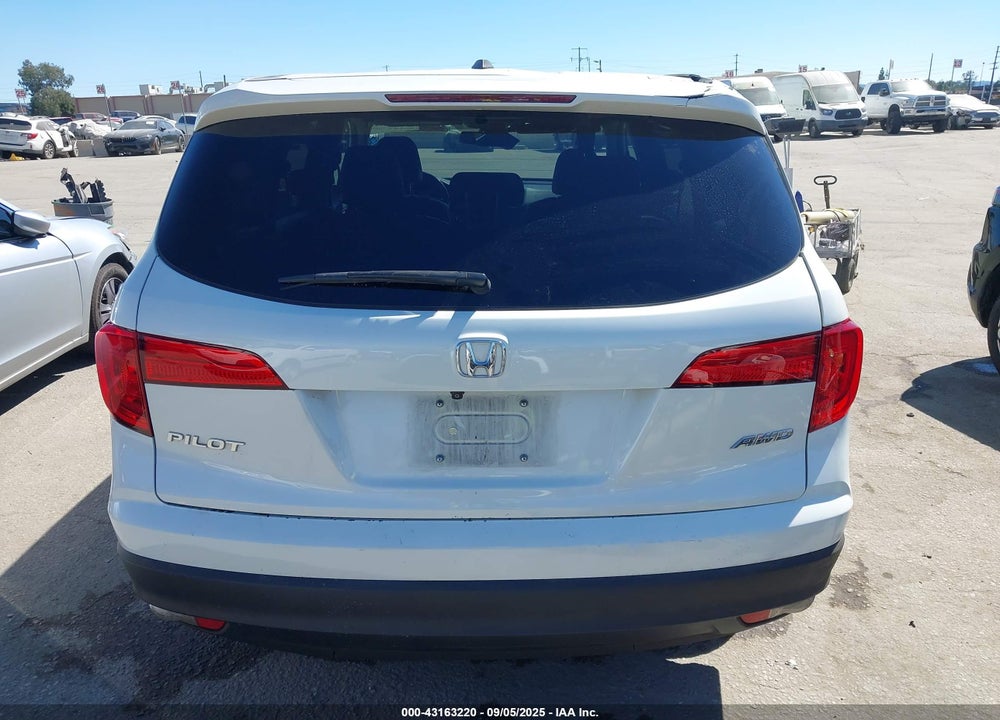 2017 HONDA PILOT VIN: 5FNYF6H68HB104326