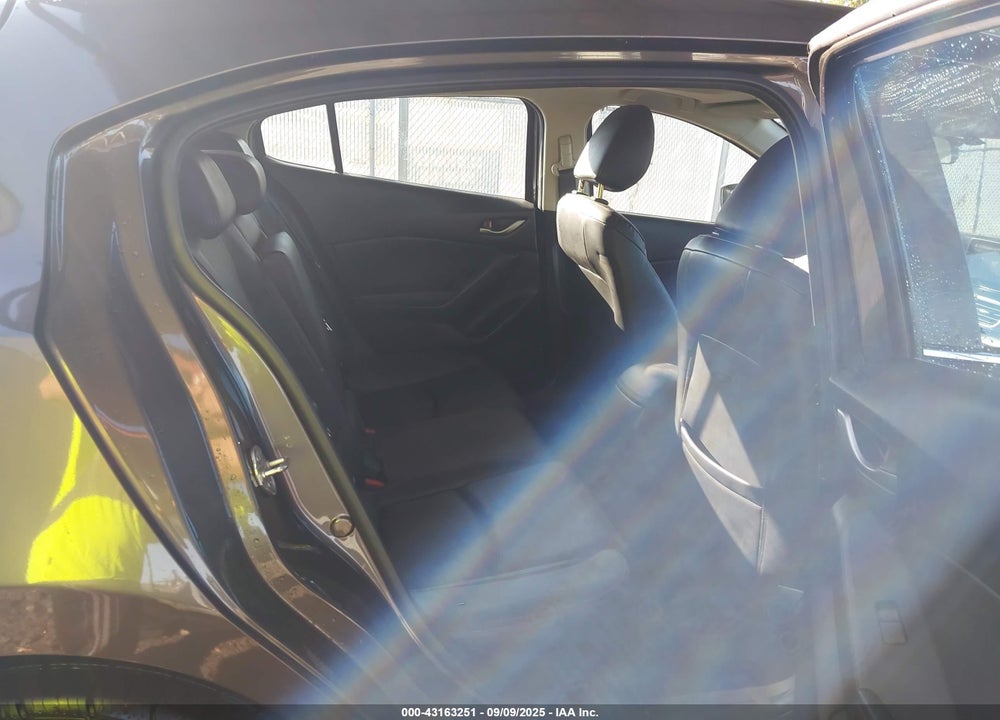 2014 MAZDA 3 VIN: JM1BM1M79E1216134