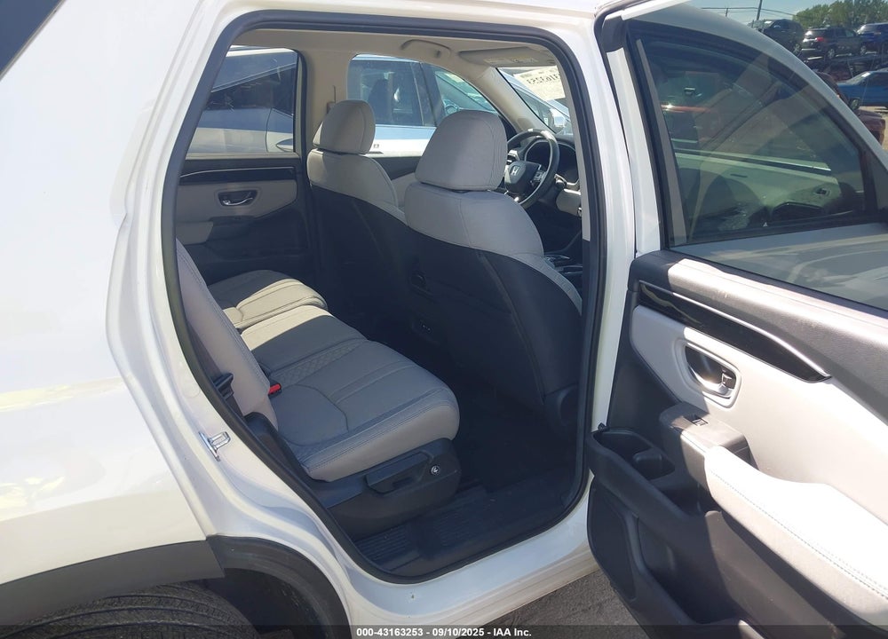 2024 HONDA PILOT VIN: 5FNYG1H20RB009063