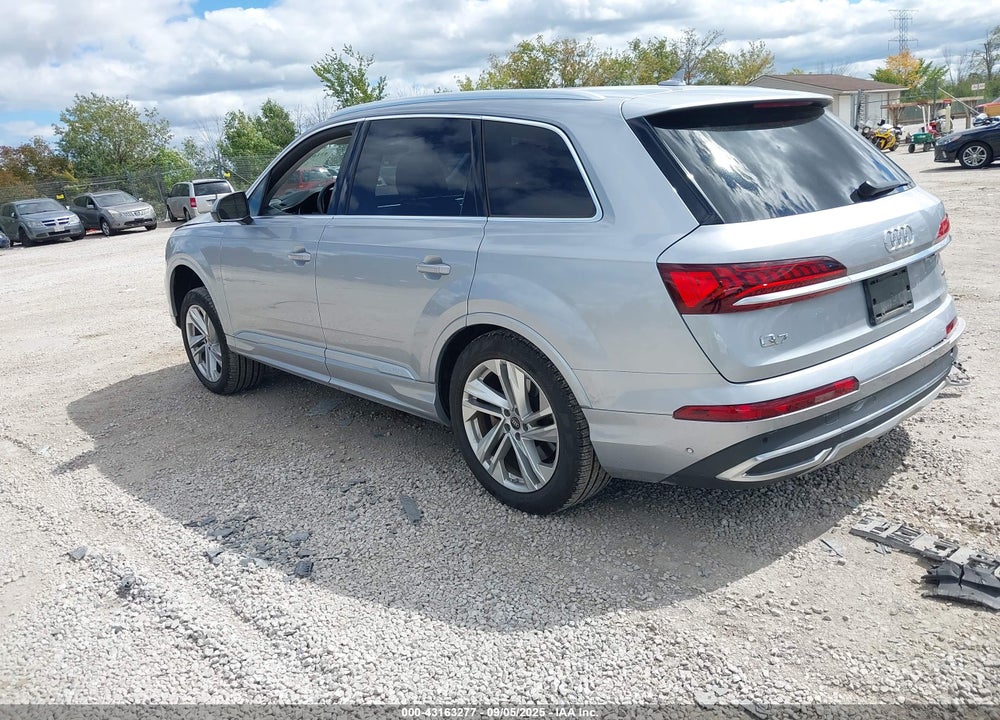 2022 AUDI Q7 VIN: WA1VXBF72ND013800
