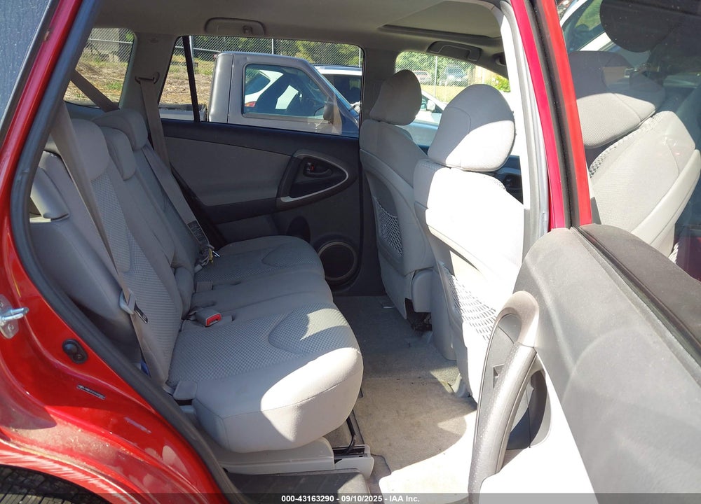 2006 TOYOTA RAV4 VIN: JTMBK31V765009854