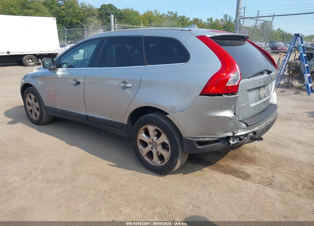 2013 VOLVO XC60 VIN: YV4952DZ6D2392552