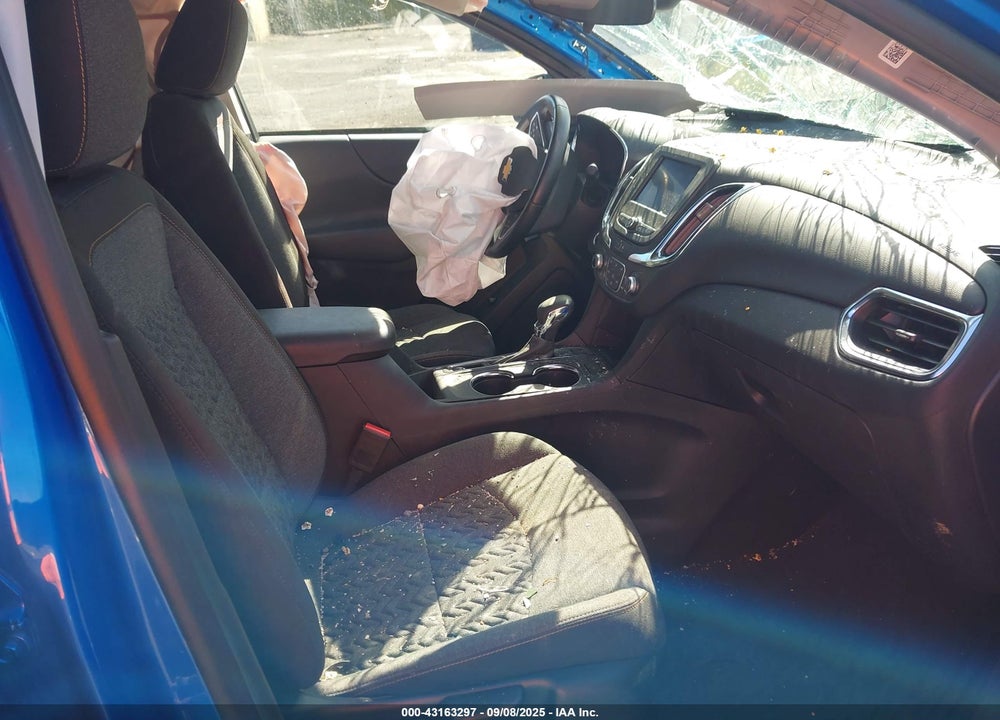 2024 CHEVROLET EQUINOX VIN: 3GNAXUEG2RS118223