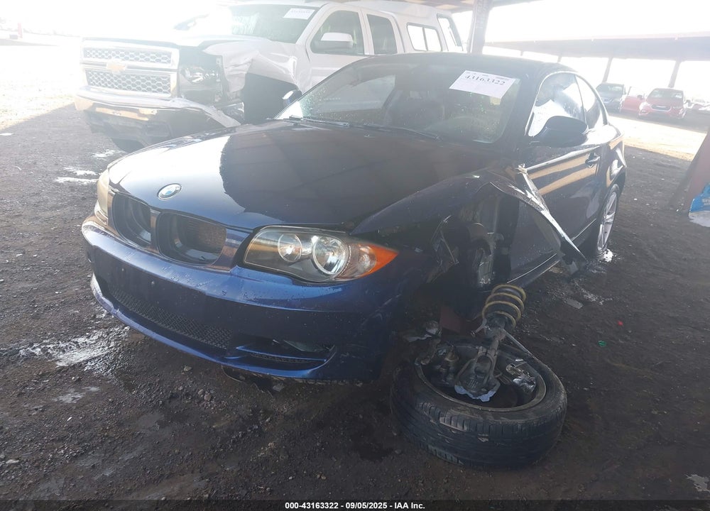 2011 BMW 1 SERIES VIN: WBAUP7C51BVM54788