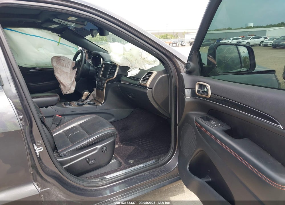 2017 JEEP GRAND CHEROKEE VIN: 1C4RJFBG1HC695763