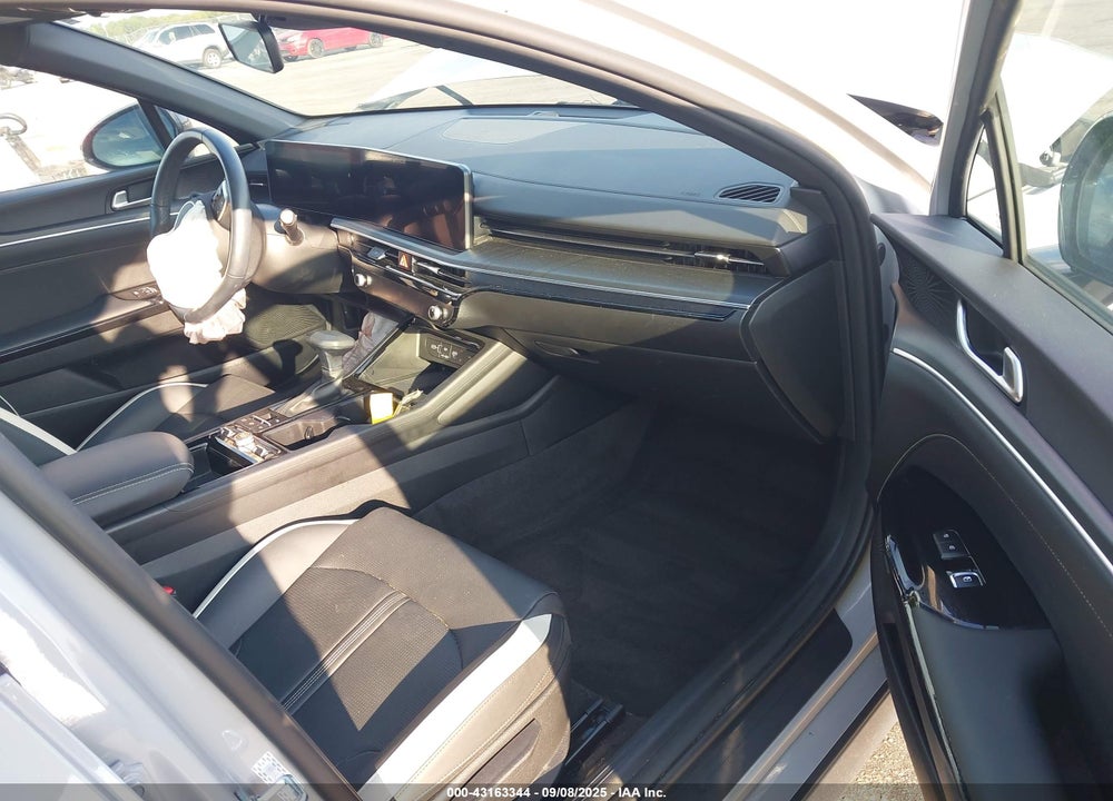 2025 KIA K5 GT LINE VIN: KNAG64J79S5307394