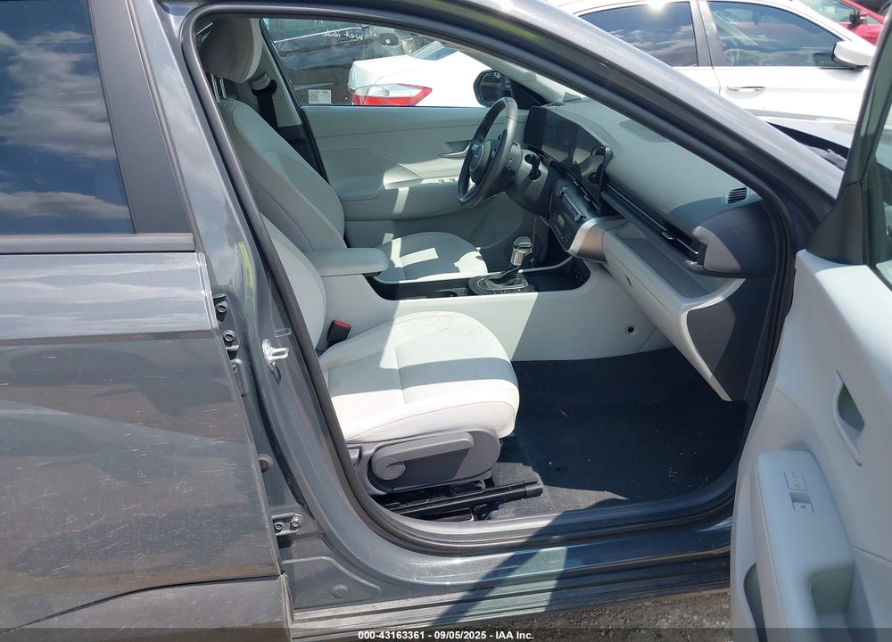 2025 HYUNDAI KONA SEL VIN: KM8HB3AB5SU201043