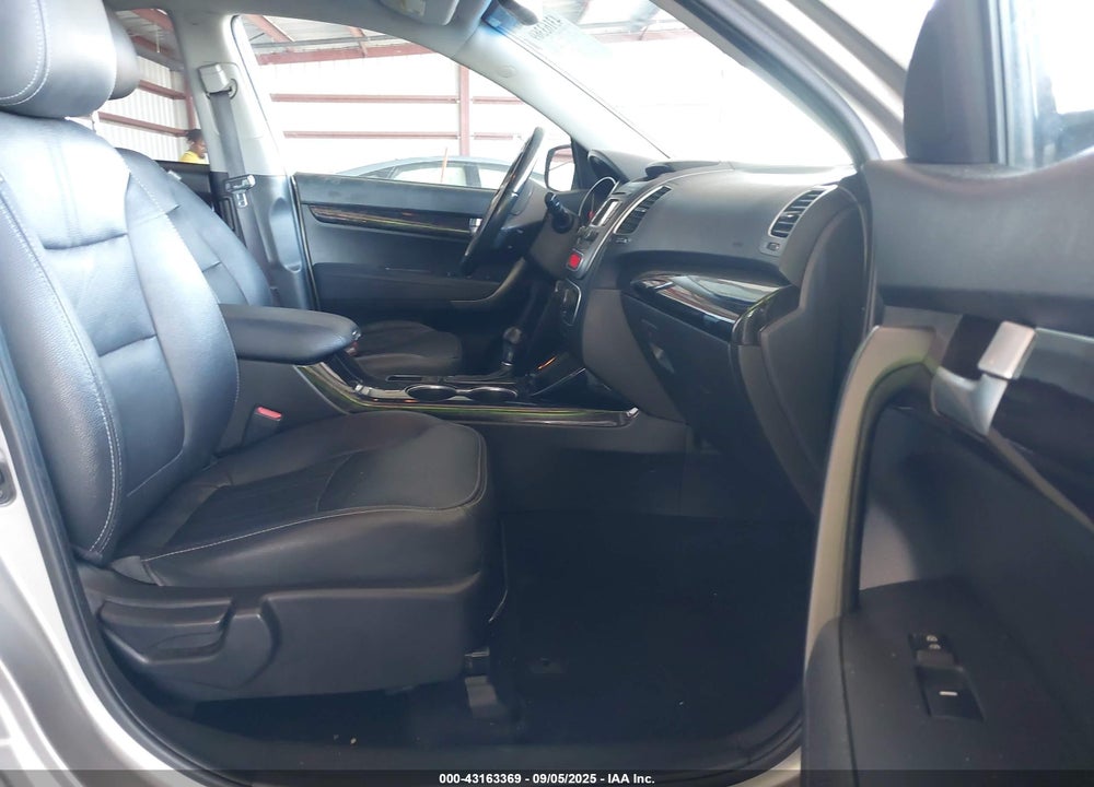 2014 KIA SORENTO VIN: 5XYKU4A73EG432776
