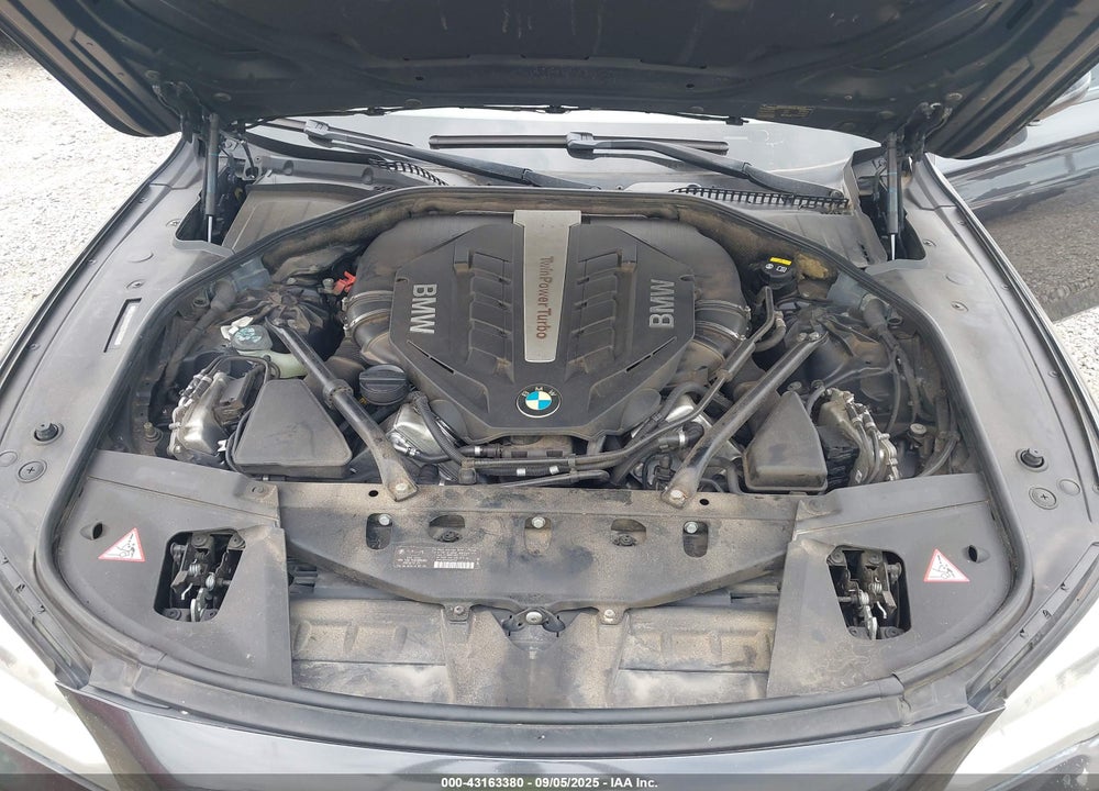 2014 BMW ALPINA B7 VIN: WBAYE8C59ED780586