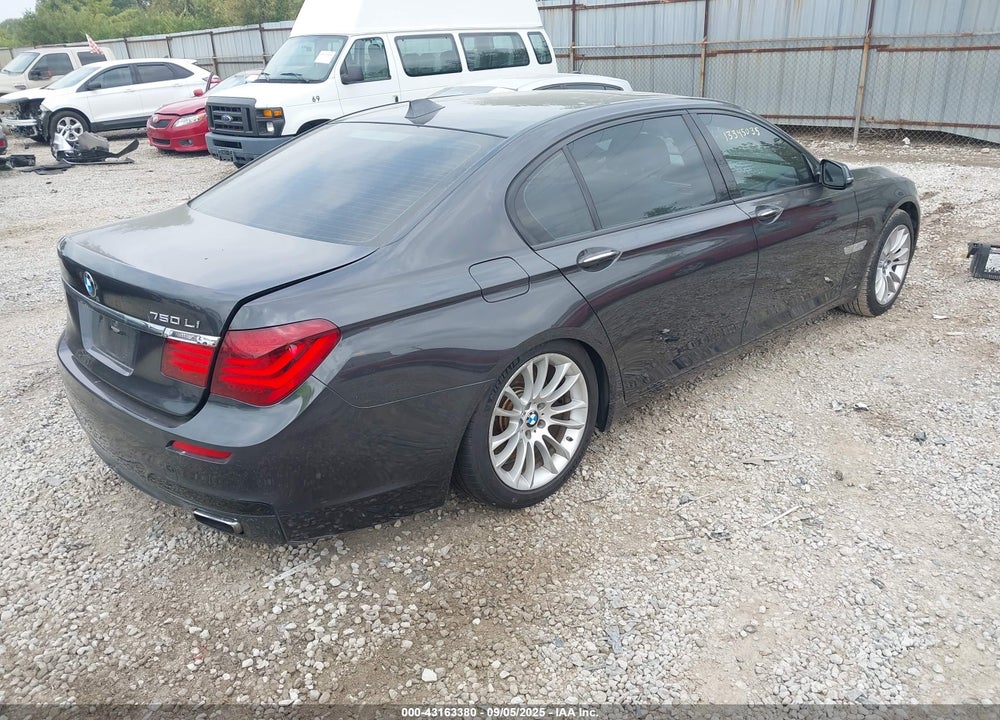 2014 BMW ALPINA B7 VIN: WBAYE8C59ED780586