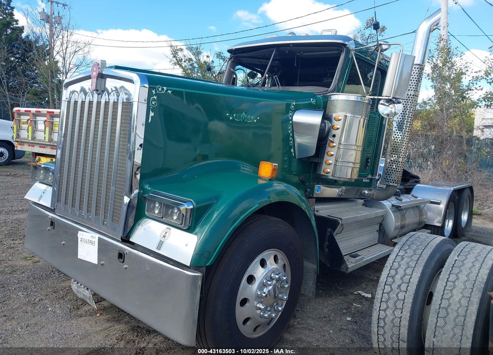 2017 KENWORTH W900 VIN: 1XKWD40X2HJ167151