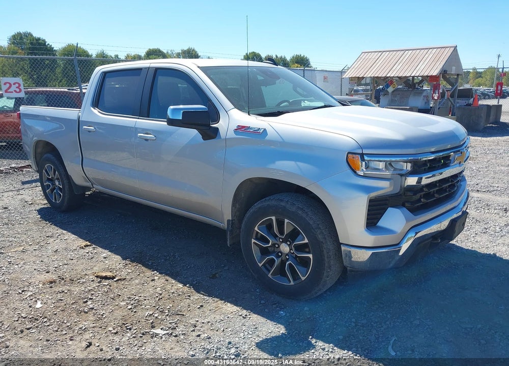 2022 CHEVROLET SILVERADO 1500 4WD STANDARD BED LT VIN: 2GCUDDED6N1501995