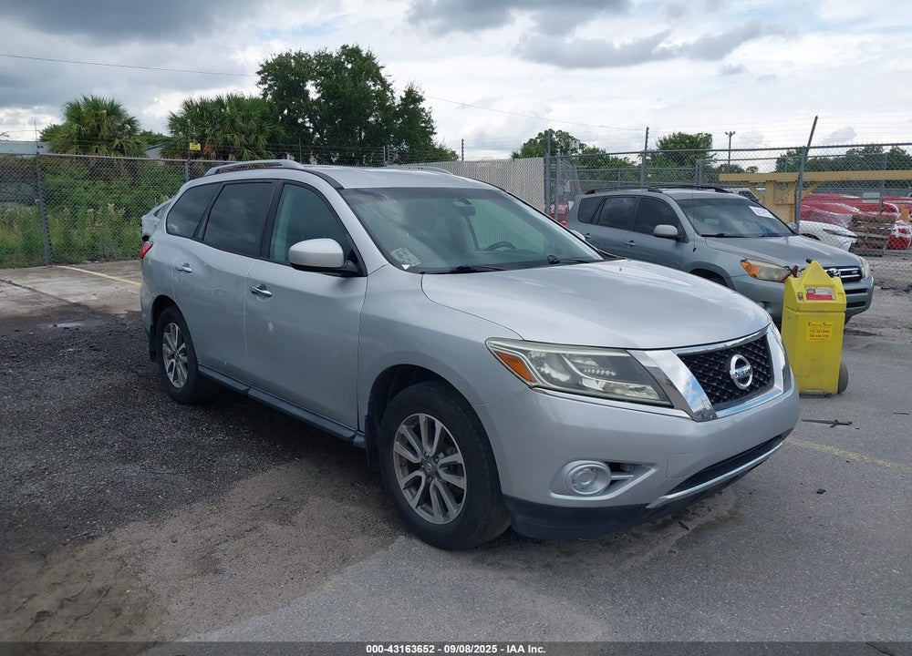 2013 NISSAN PATHFINDER SV VIN: 5N1AR2MN1DC671561