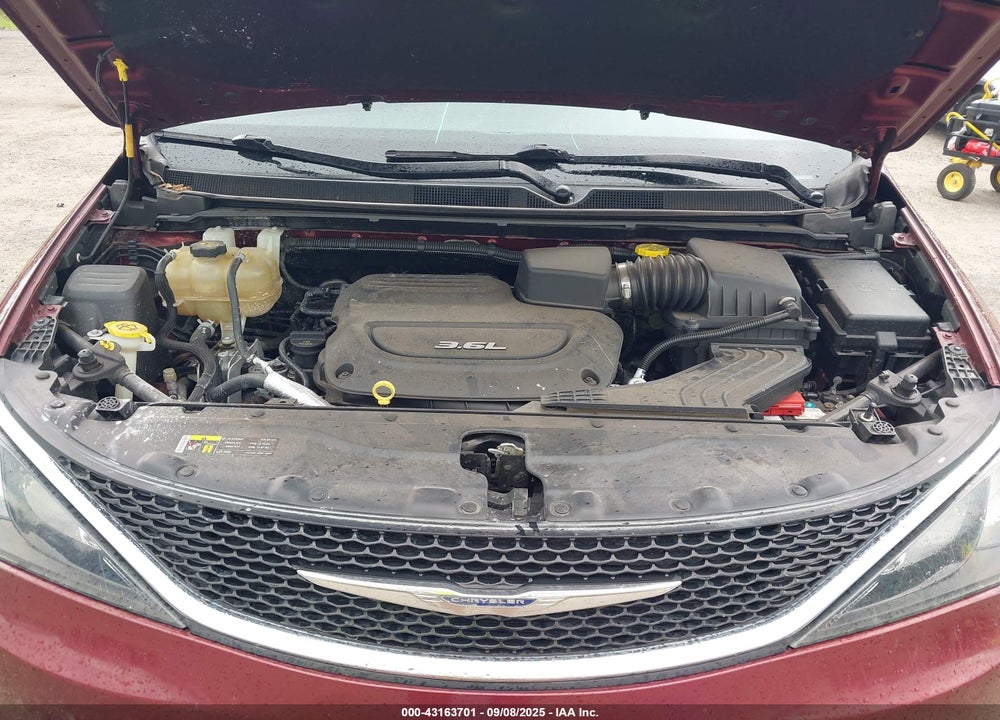 2017 CHRYSLER PACIFICA TOURING VIN: 2C4RC1DG0HR684450