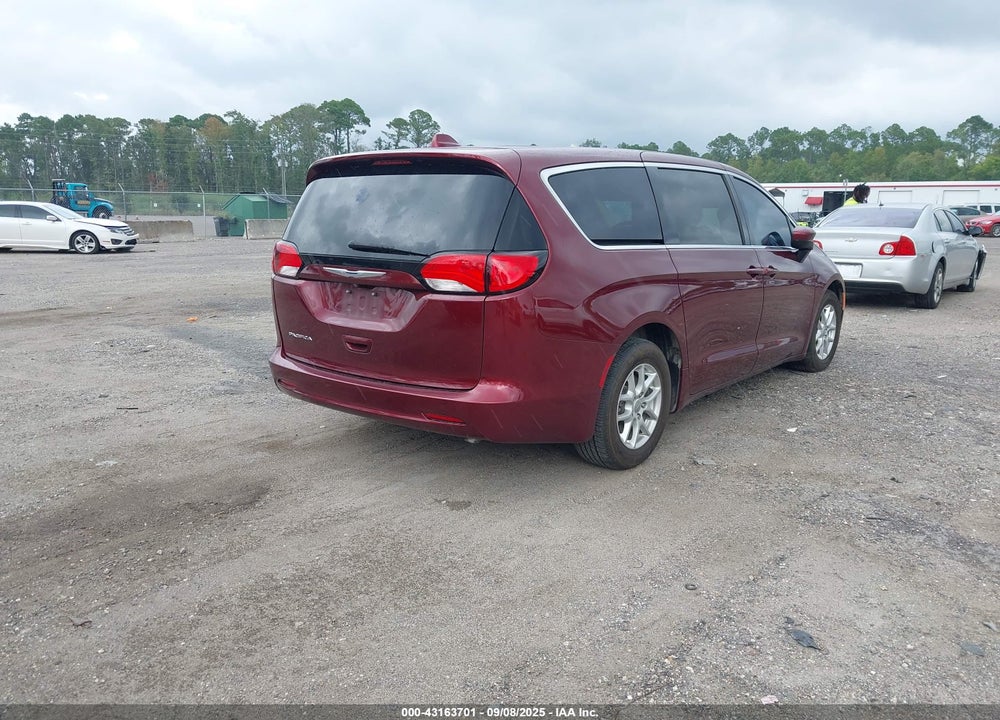 2017 CHRYSLER PACIFICA TOURING VIN: 2C4RC1DG0HR684450