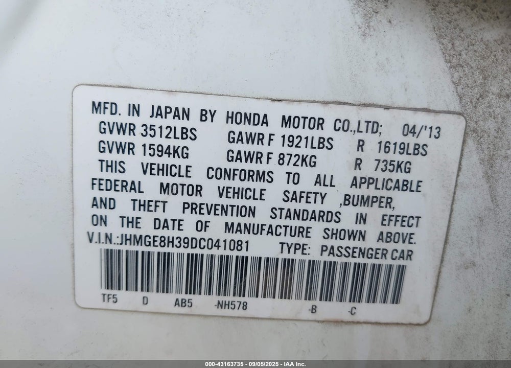 2013 HONDA FIT VIN: JHMGE8H39DC041081