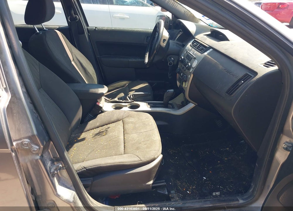 2011 FORD FOCUS SE VIN: 1FAHP3FN9BW102647