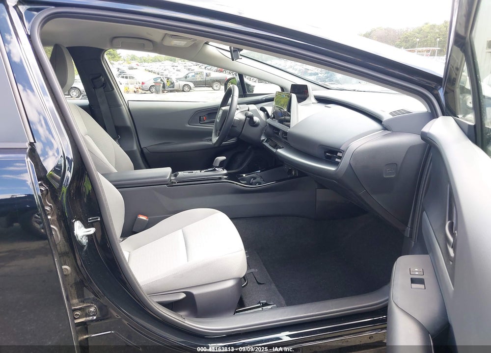 2024 TOYOTA PRIUS VIN: JTDADABU2R3020812