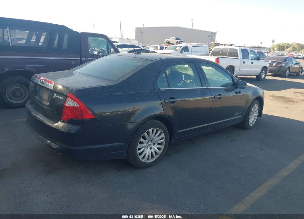 2011 FORD FUSION HYBRID VIN: 3FADP0L3XBR303296