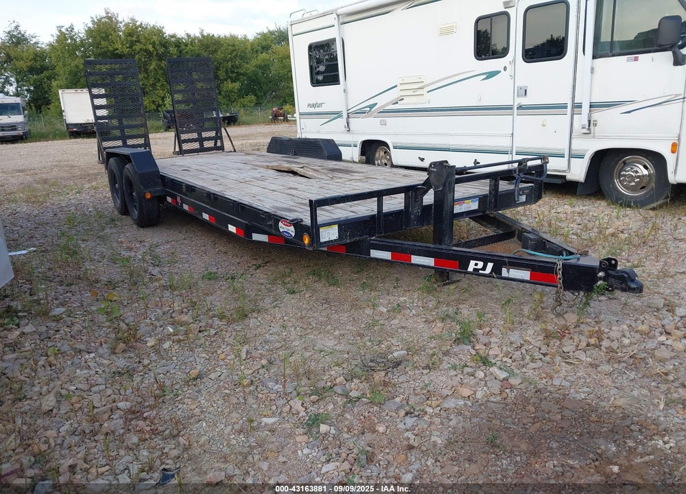 2022 PJ TRAILERS CAR HAULER VIN: 4P51C2721N3062310