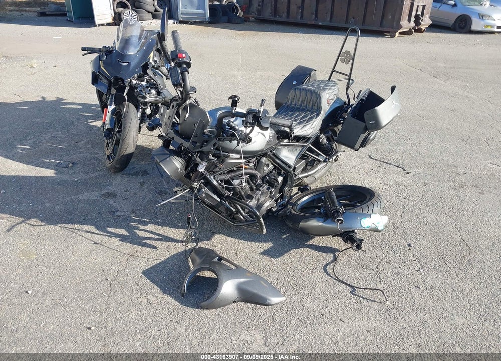 2023 HONDA CMX1100 D VIN: JH2SC8319PK201422