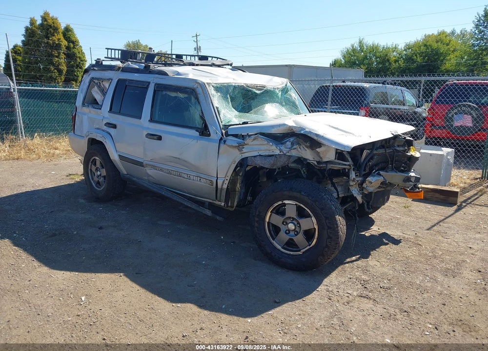 2006 JEEP COMMANDER VIN: 1J8HG48N76C131206