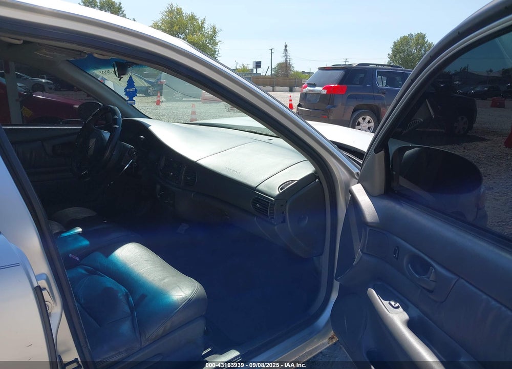 2002 BUICK CENTURY CUSTOM VIN: 2G4WS52J221257106