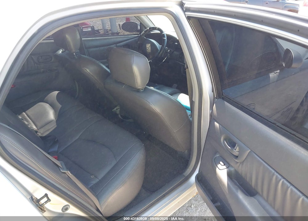 2002 BUICK CENTURY CUSTOM VIN: 2G4WS52J221257106