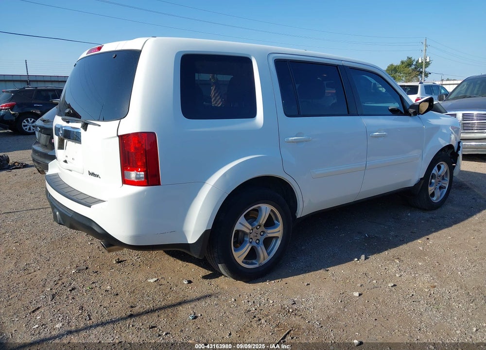 2014 HONDA PILOT VIN: 5FNYF3H50EB021457