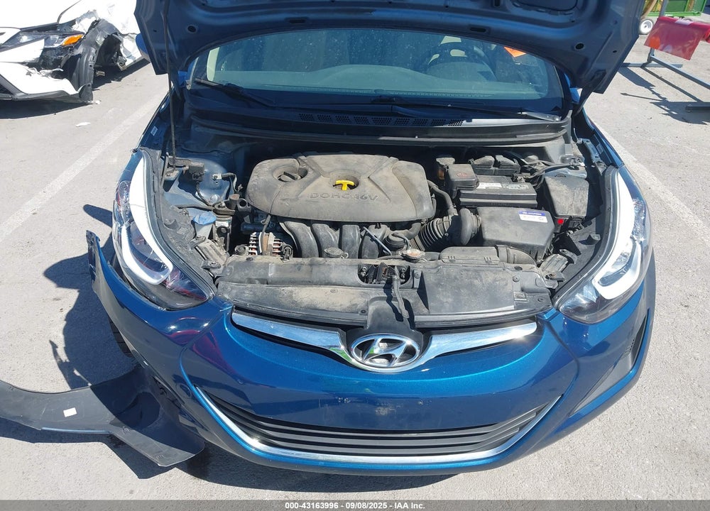 2015 HYUNDAI ELANTRA VIN: KMHDH4AE1FU393726