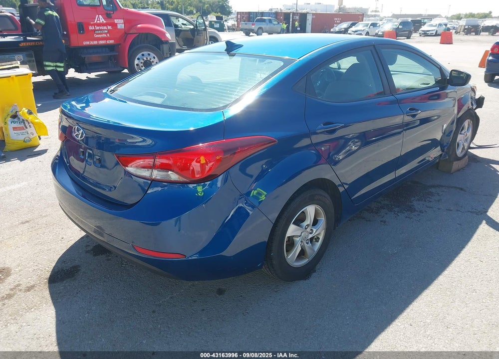 2015 HYUNDAI ELANTRA VIN: KMHDH4AE1FU393726