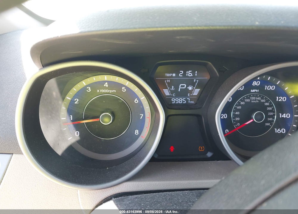 2015 HYUNDAI ELANTRA VIN: KMHDH4AE1FU393726