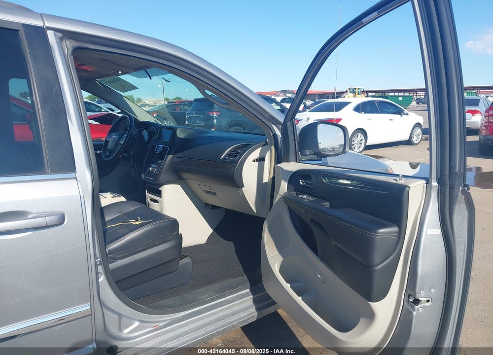 2016 CHRYSLER TOWN & COUNTRY TOURING VIN: 2C4RC1BG8GR290518
