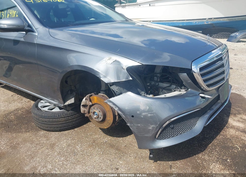 2018 MERCEDES-BENZ E-CLASS VIN: WDDZF4KB3JA400485