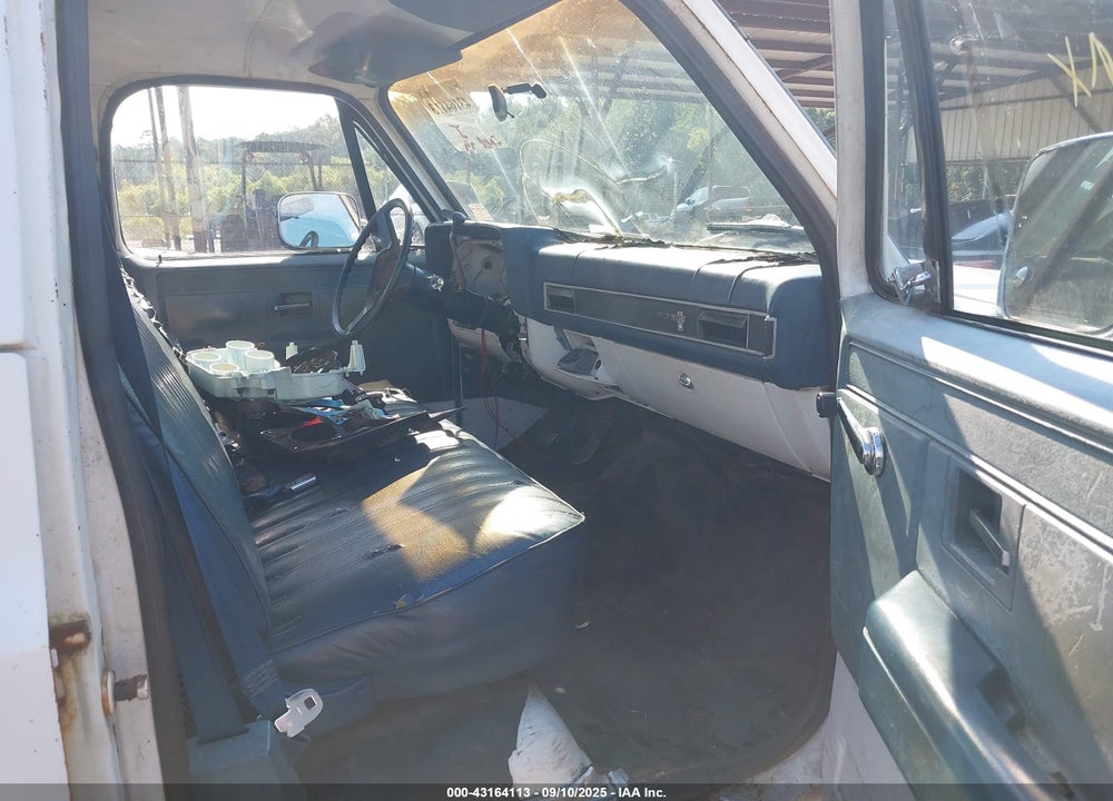 1986 CHEVROLET C20 VIN: 1GCGC23M9GS104503